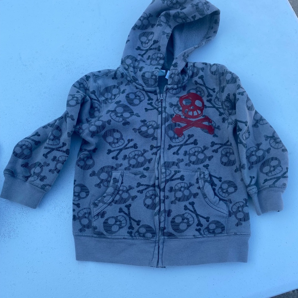 Skull hoodie